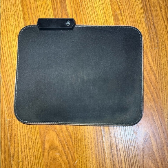 Source Unknown Other - FSD-15 Soft Cloth RGB Mouse Pad. LED lights around trim